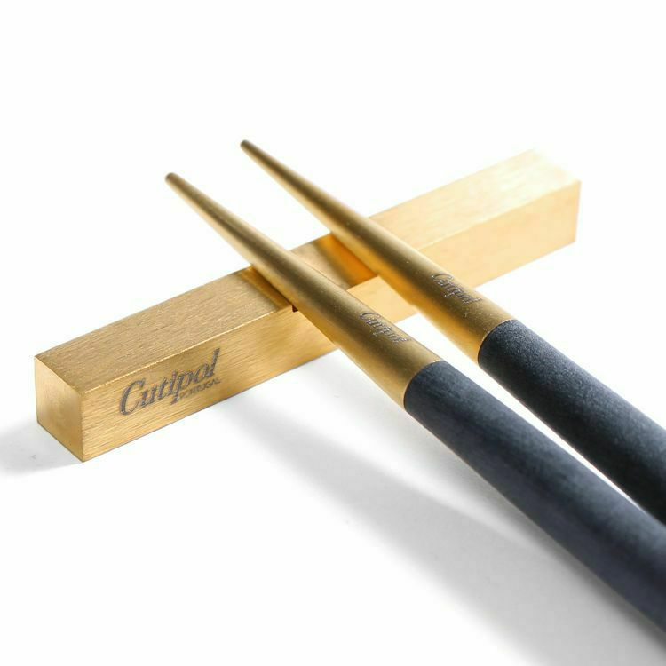 クチポール（Cutipol） ゴア/GOA 箸 + 箸置き 箱付ペアセット