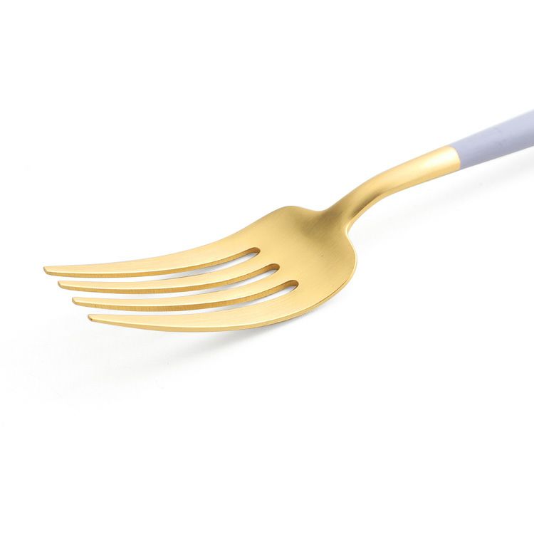 クチポール（Cutipol） ゴア/GOA ディナーフォーク バイオレットマットゴールド