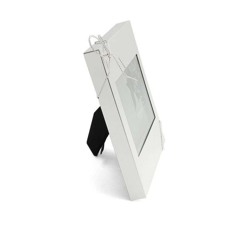 ウェッジウッド（WEDGWOOD） ヴェラ・ウォン/VERAWANG ラブ ノット ピクチャーフレーム